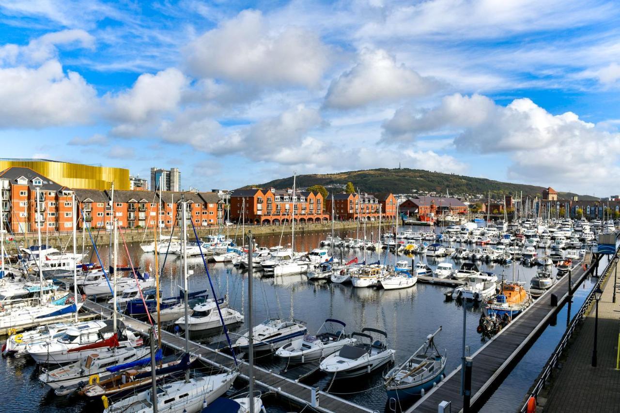 Just Stay Wales - Meridian Wharf, Marina View - 2 Bed Apartment Swansea Esterno foto