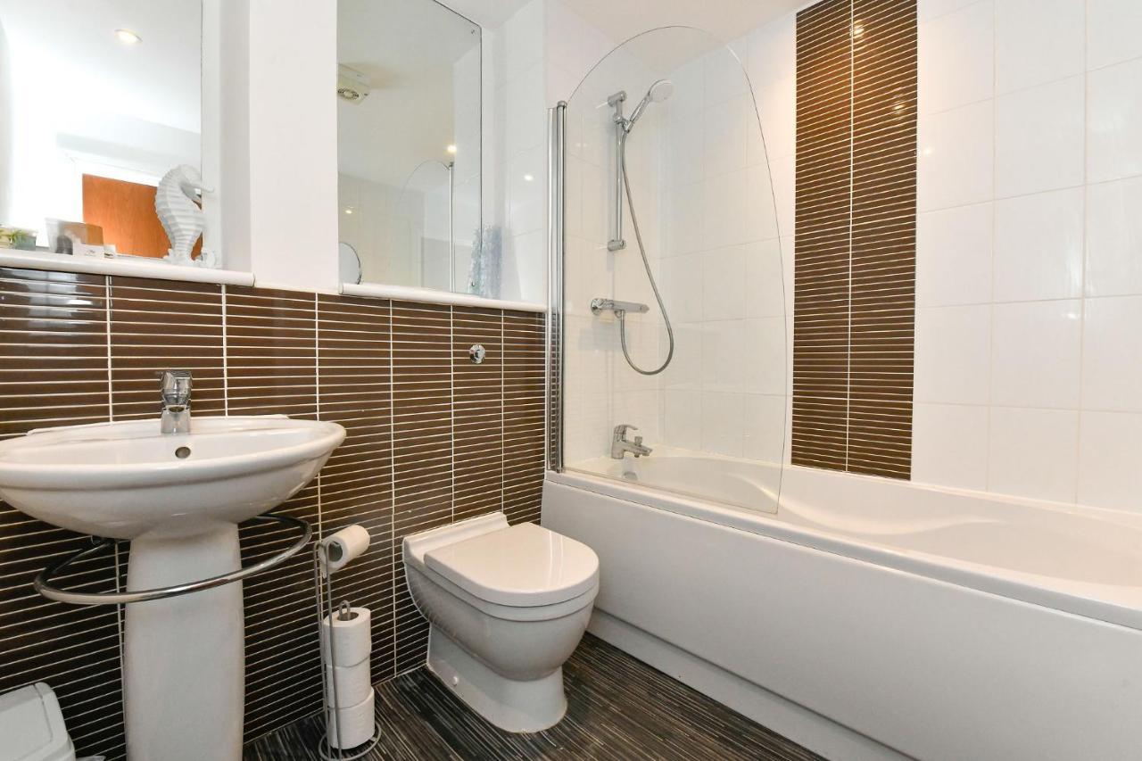 Just Stay Wales - Meridian Wharf, Marina View - 2 Bed Apartment Swansea Esterno foto